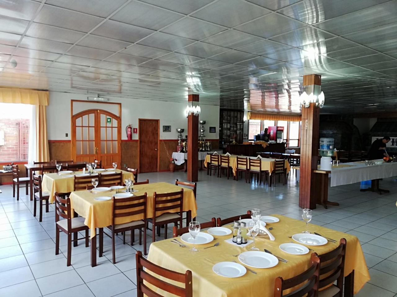 Agostini Hotel Puerto Natales Ngoại thất bức ảnh