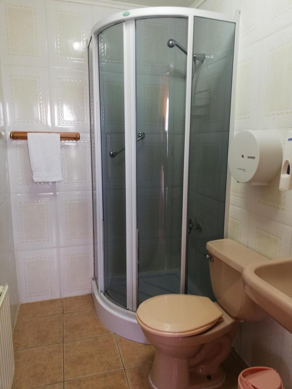 Agostini Hotel Puerto Natales Ngoại thất bức ảnh