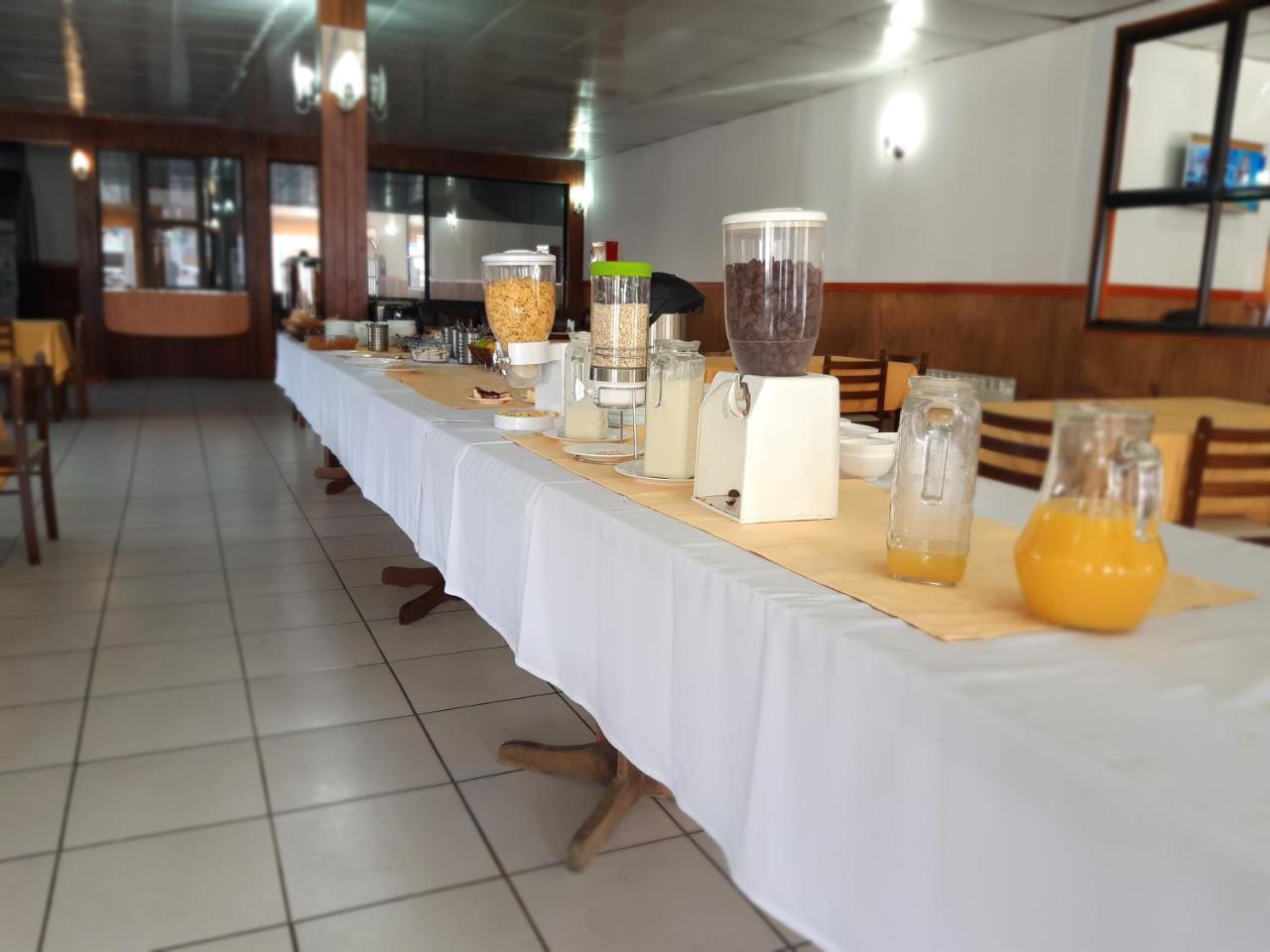 Agostini Hotel Puerto Natales Ngoại thất bức ảnh